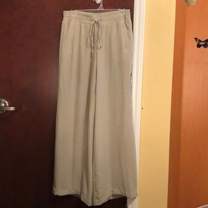 Joan Vass flowy pats in cream/tan